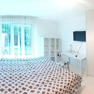  Appartement Calme Rez-de-jardin